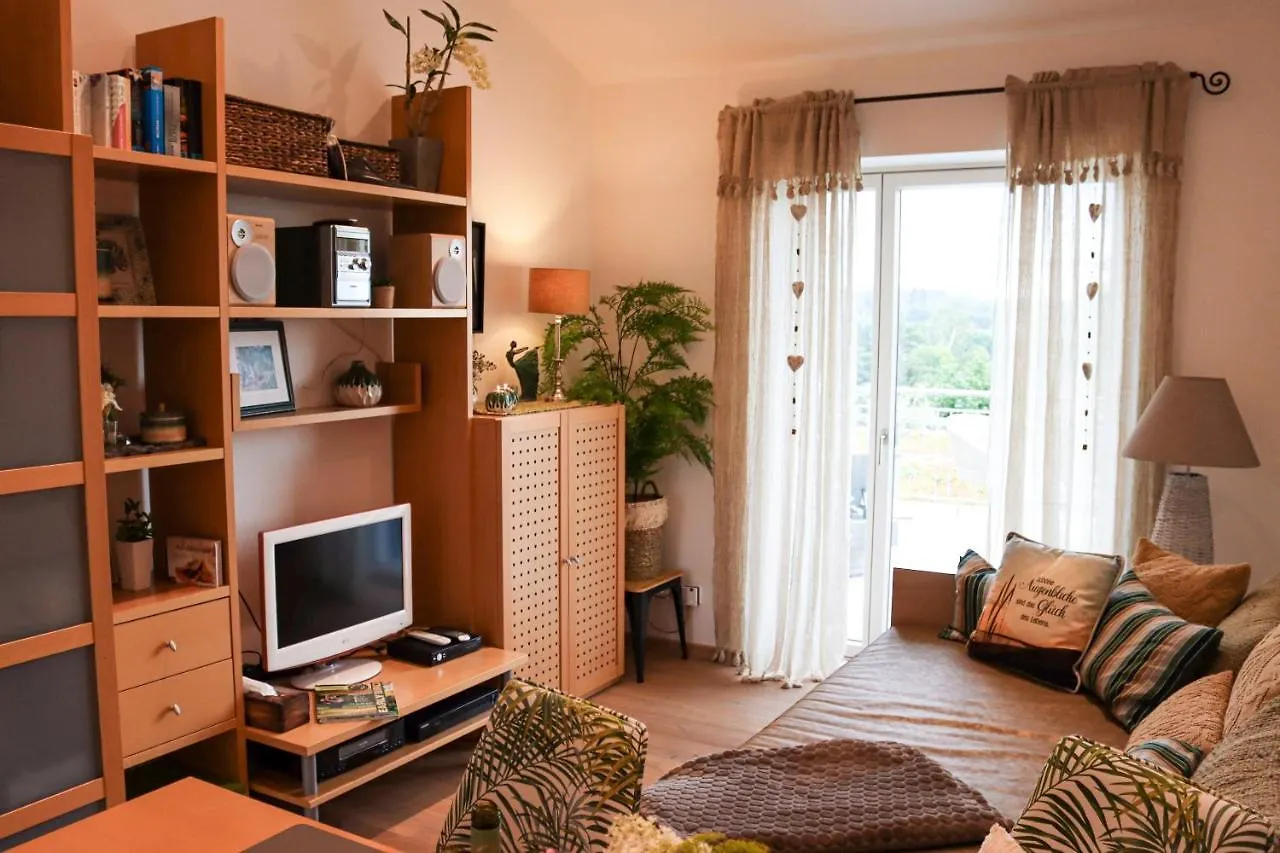 Moderne Ferienwohnung Naehe Bad Griesbach, Haarbach Apartament